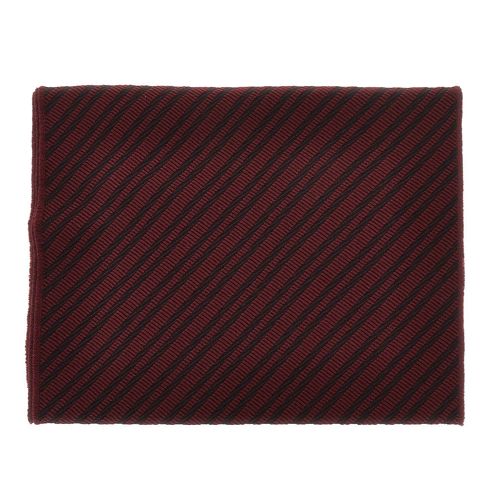 Jacquard wool scarf