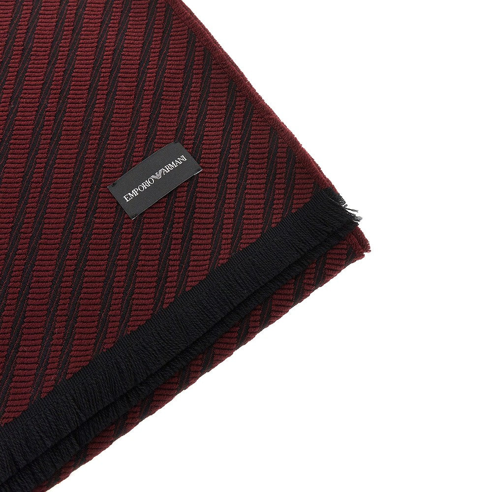 Jacquard wool scarf
