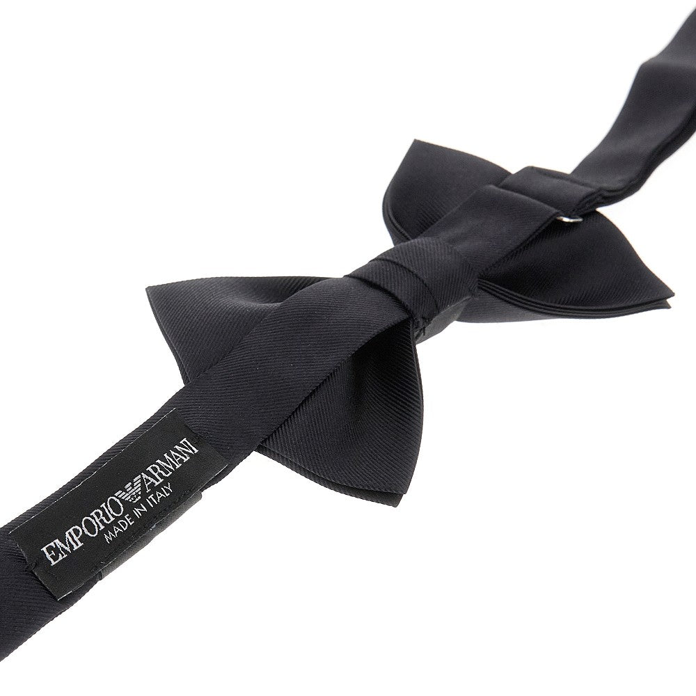 Silk twill bow tie