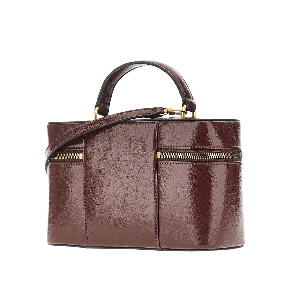 Shiny leather vanity case