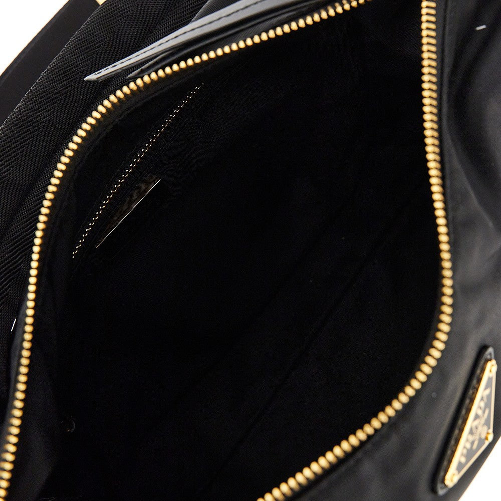 Borsa 'Prada Explore' grande in Re-Nylon