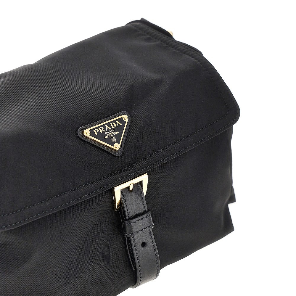 Borsa 'Prada Explore' media in Re-Nylon
