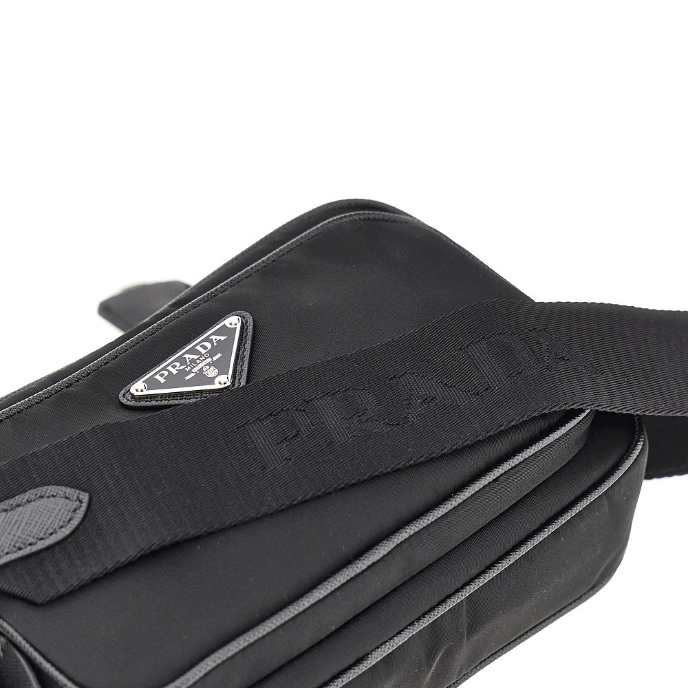Borsa a tracolla mini in Re-Nylon