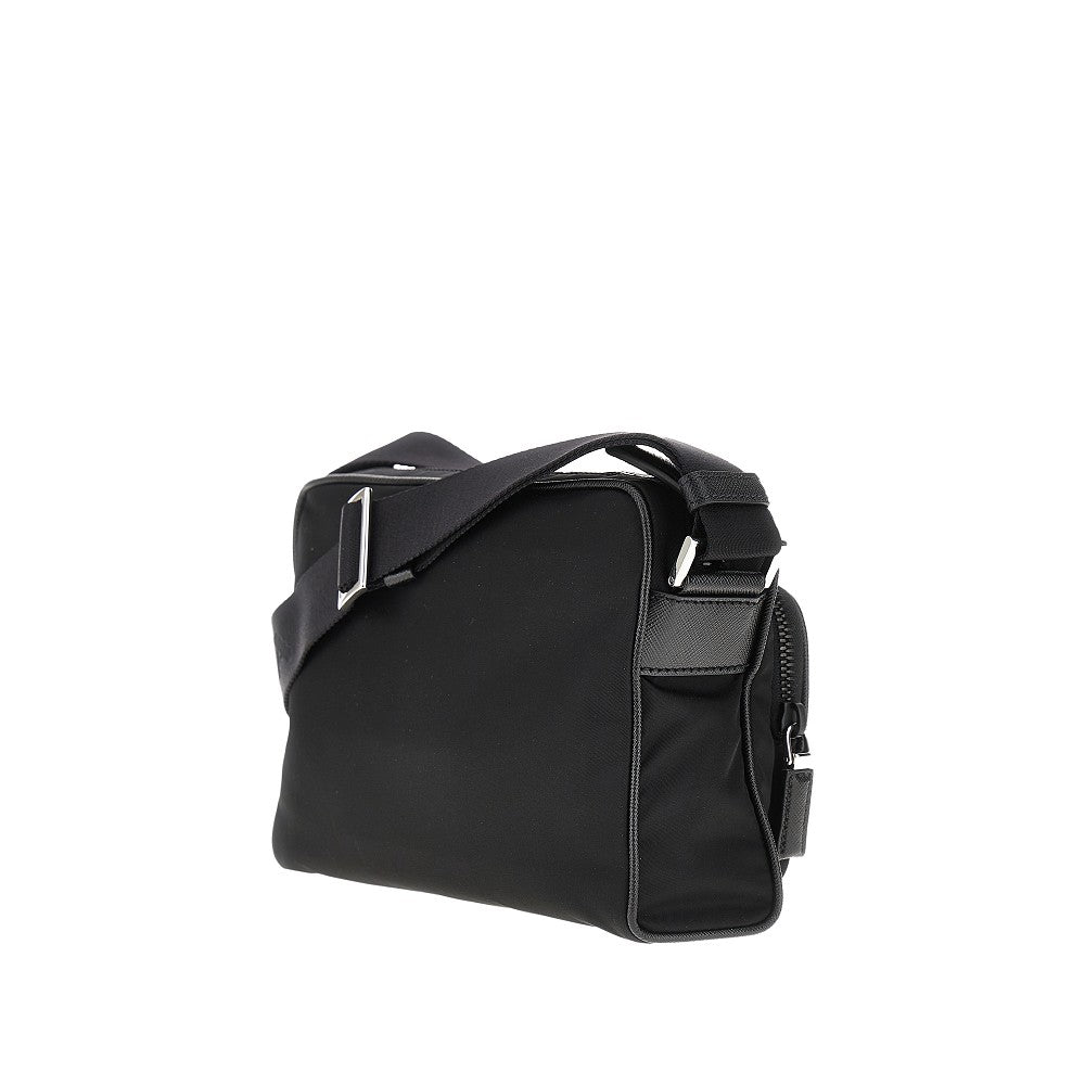 Borsa a tracolla piccola in Re-Nylon