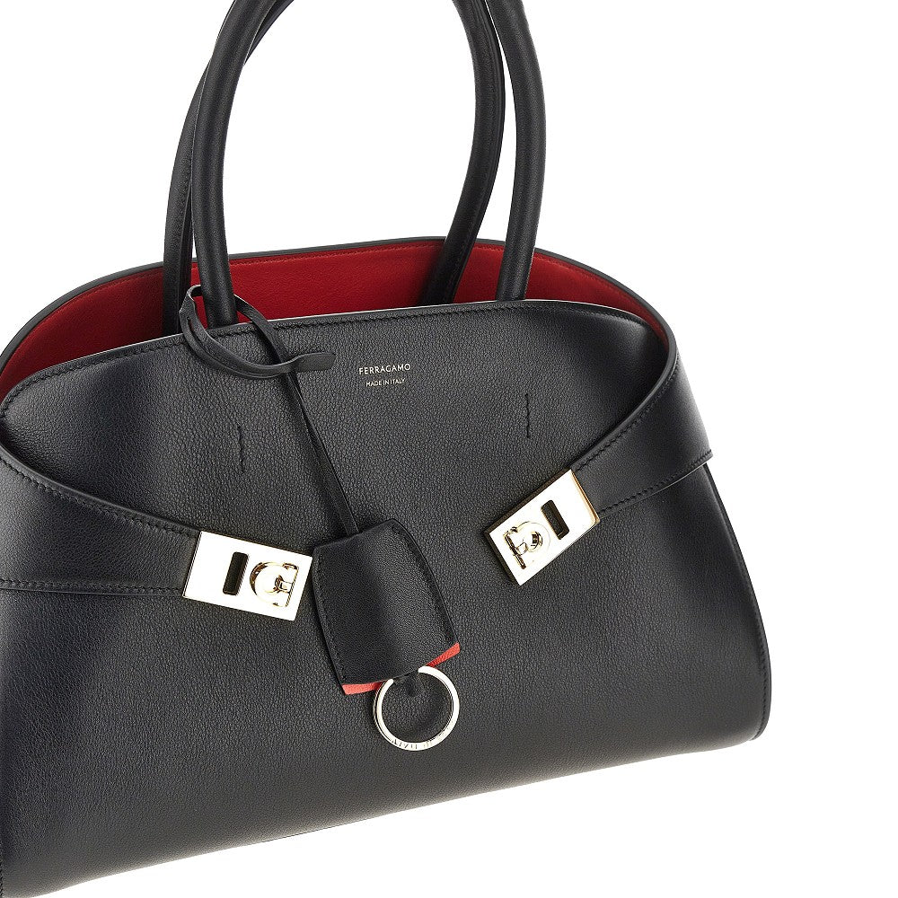 Leather medium 'Hug' bag