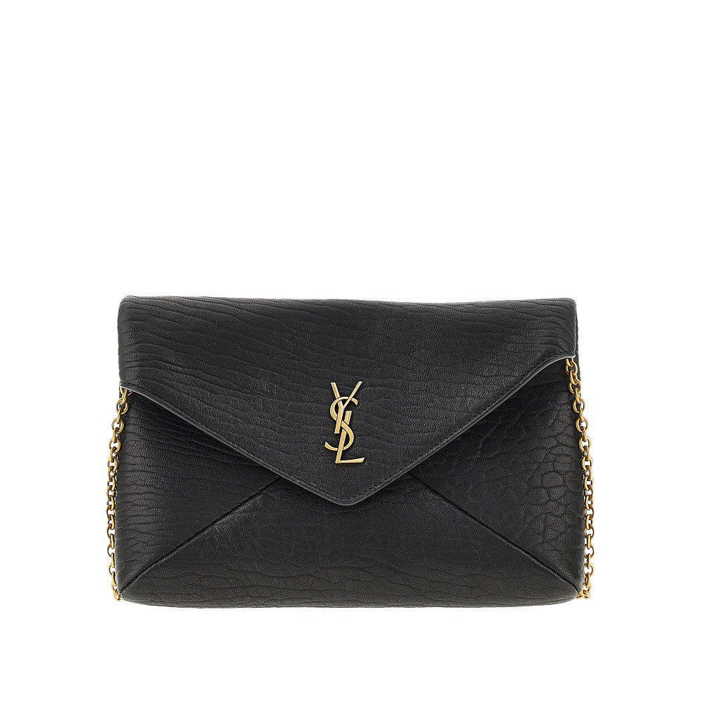 Wrinkled leather pouch with chain
