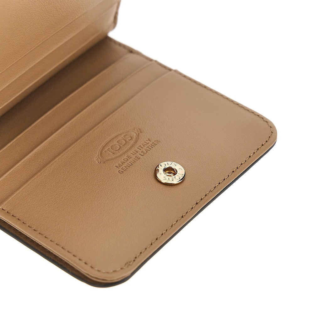 Leather small bi-fold wallet