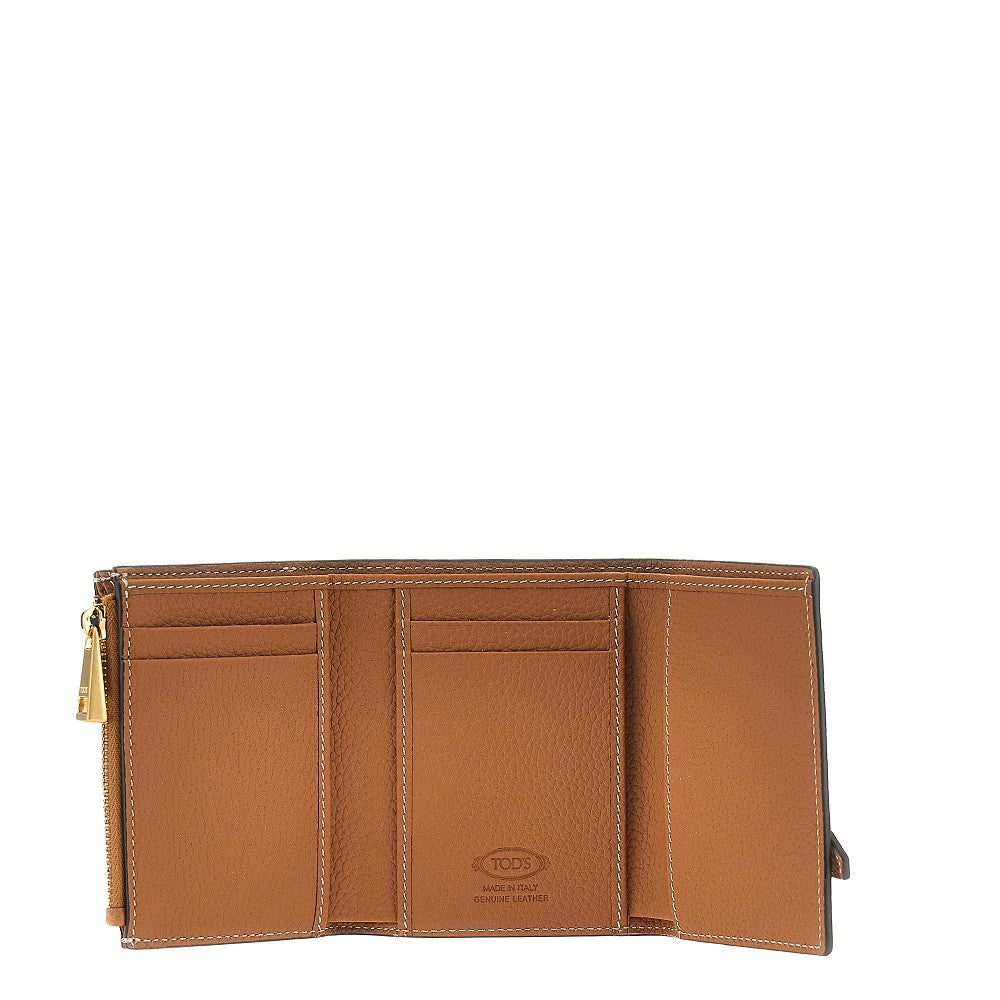 Grained leather tri-fold wallet