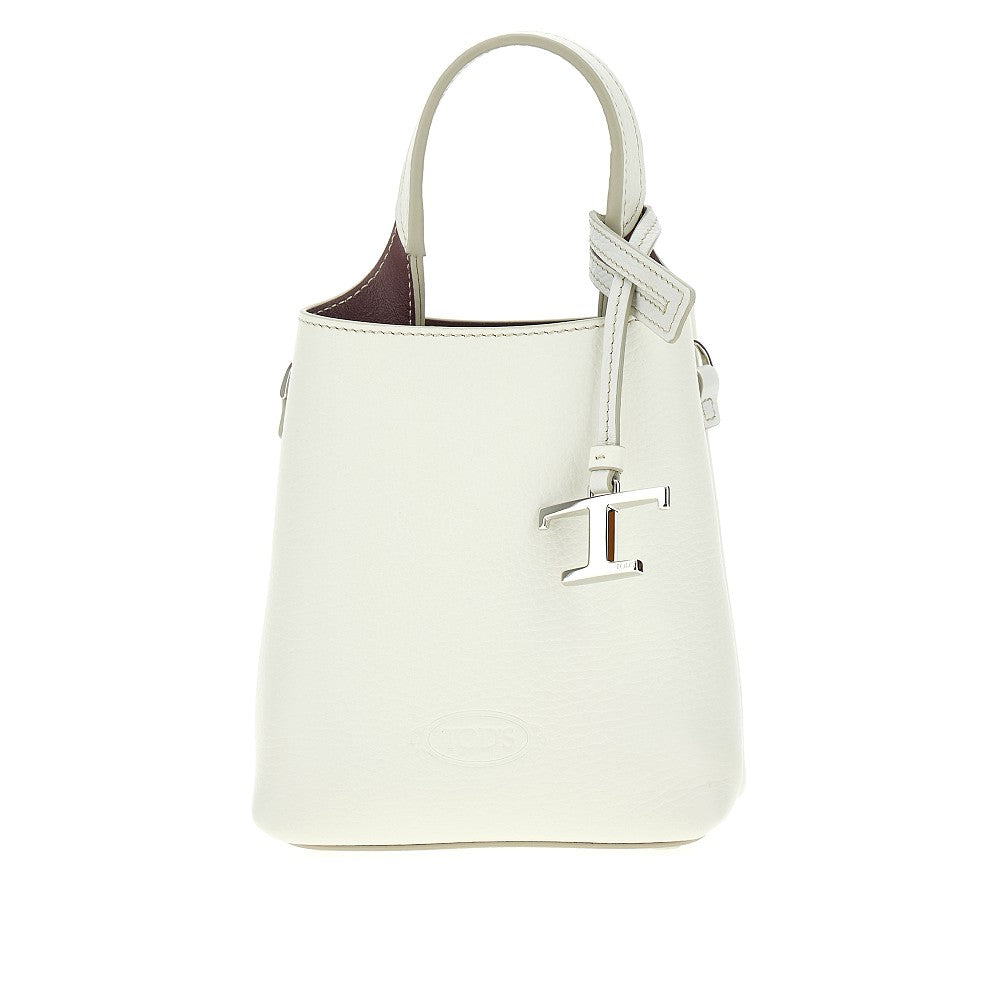 Micro bag in pelle con charm T Timeless