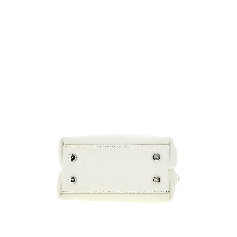 Micro bag in pelle con charm T Timeless