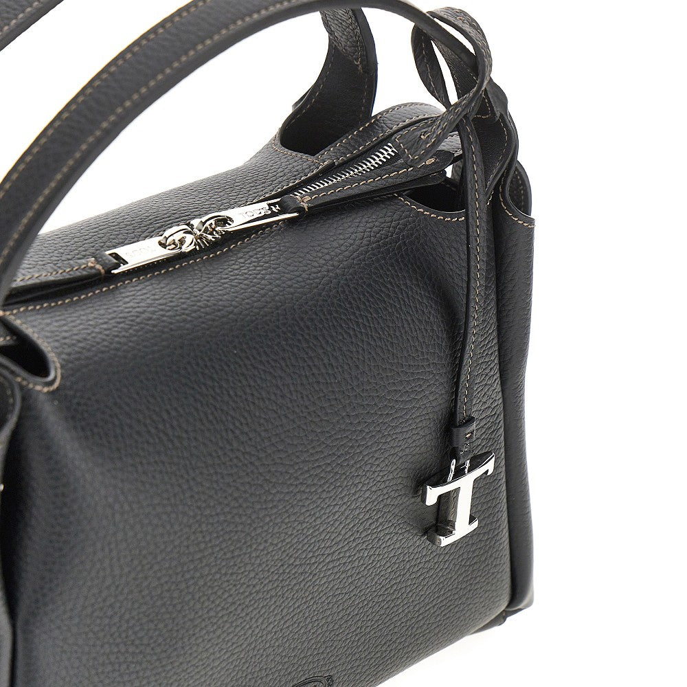 Borsa bauletto piccola in pelle martellata