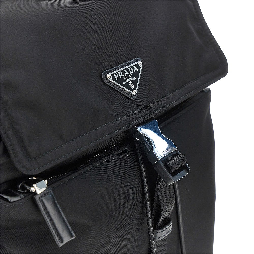 Zaino 'Prada Explore' in Re-Nylon e pelle