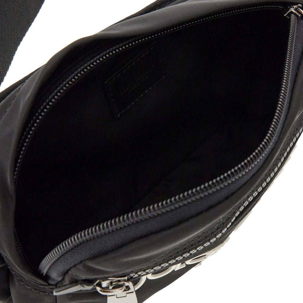 Nylon belt bag with rubberized logo