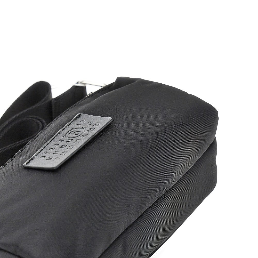 Borsa a tracolla in nylon con etichetta logo
