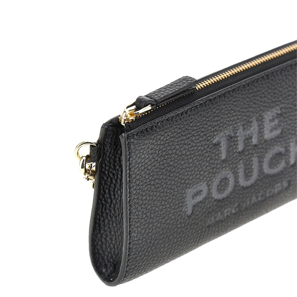 Pouch in pelle martellata