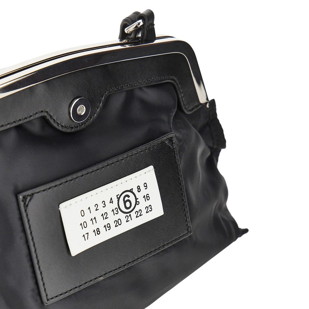 Clutch Inside-Out in nylon