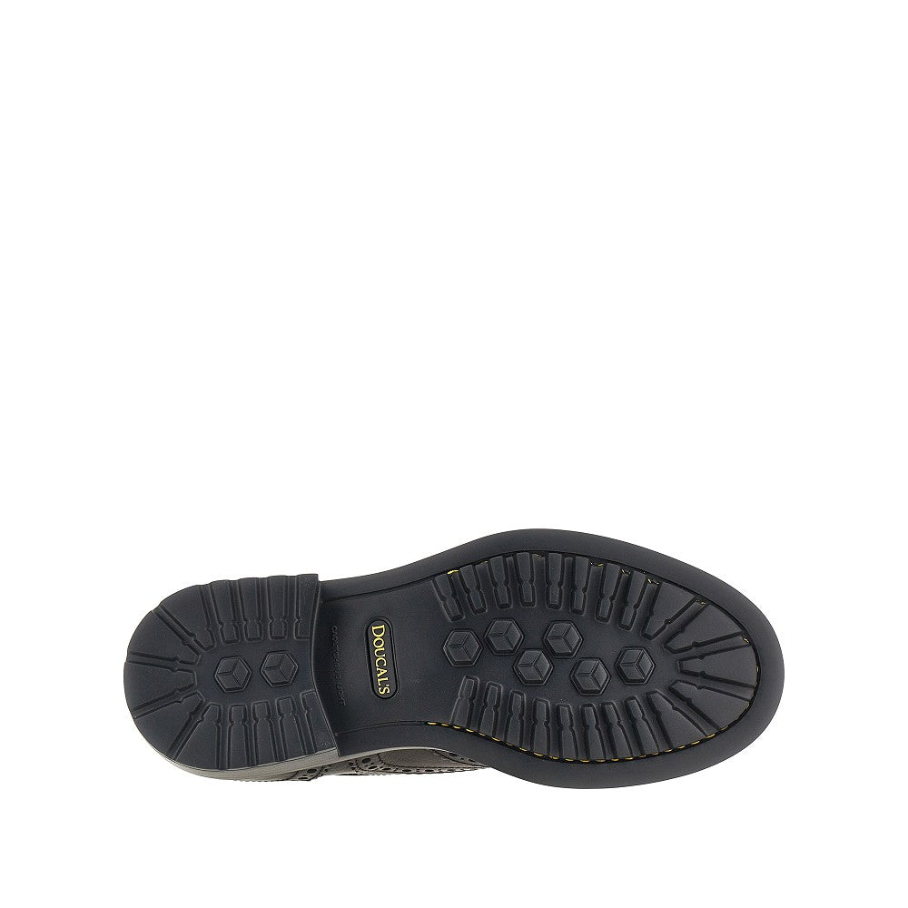 Stringate in pelle