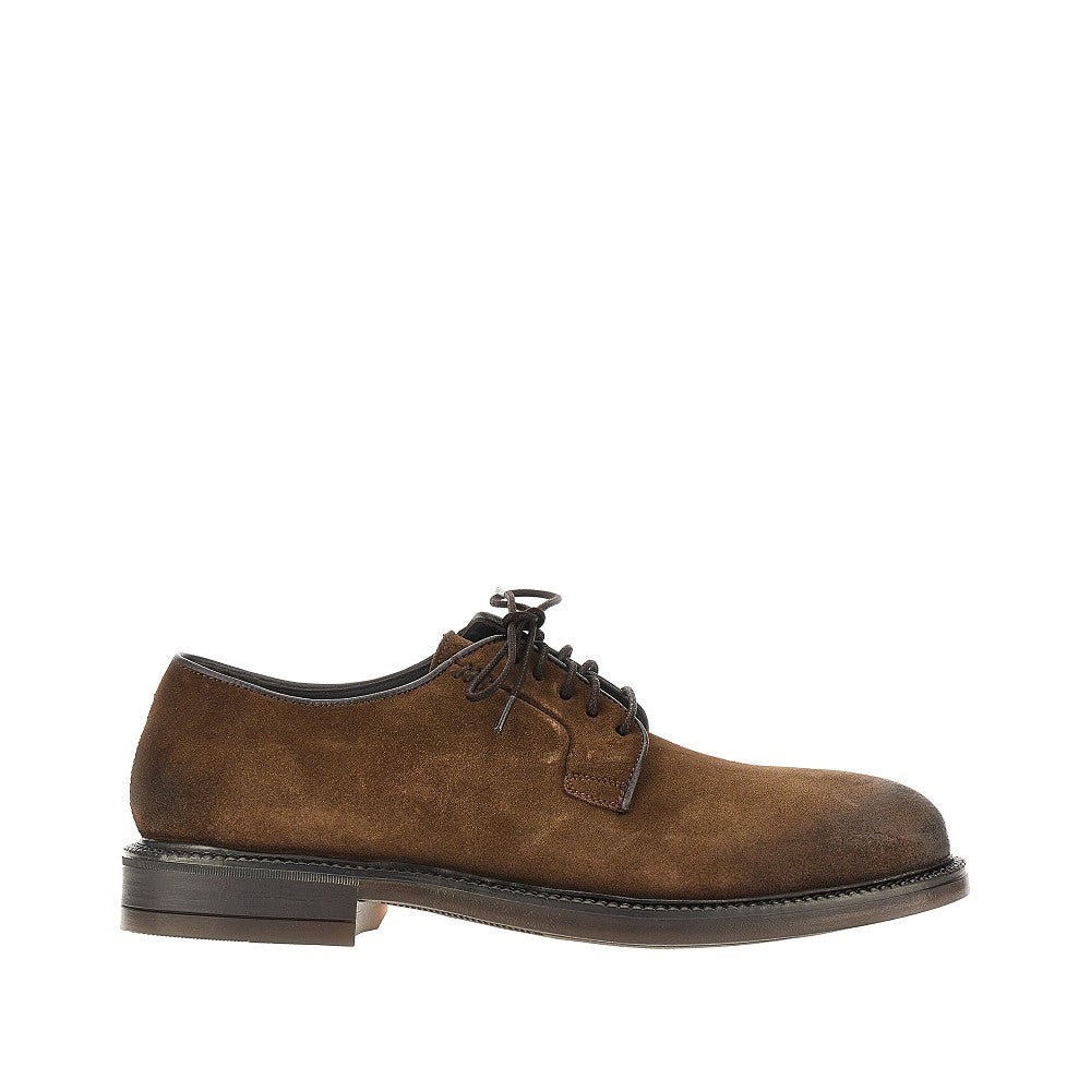 Stringate in pelle scamosciata