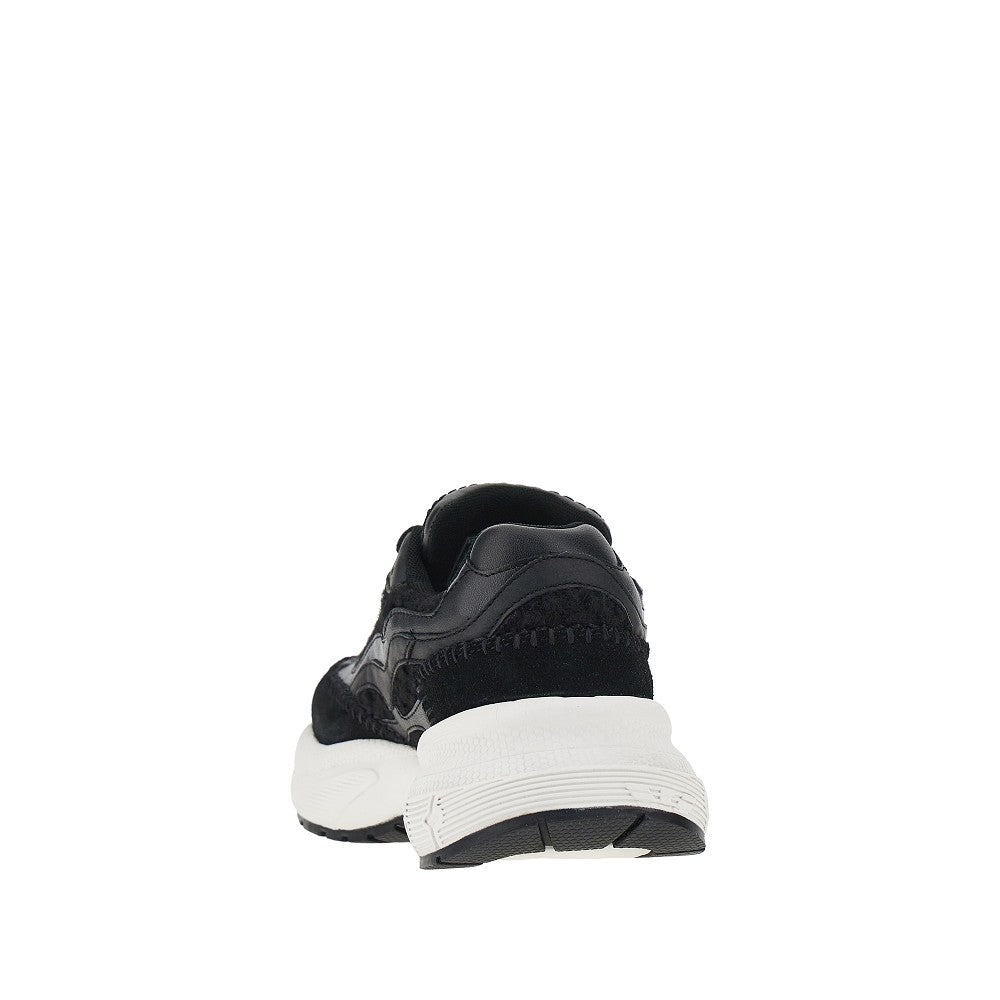 Sneakers in maglia con dettagli in similpelle