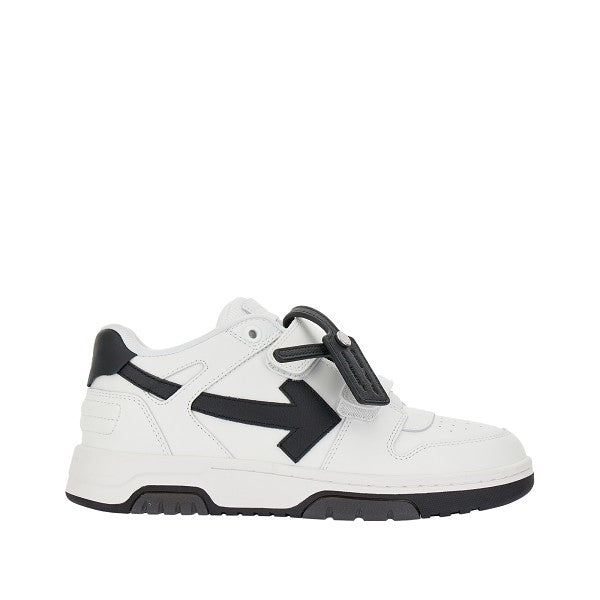 Sneakers Out Of Office Straps