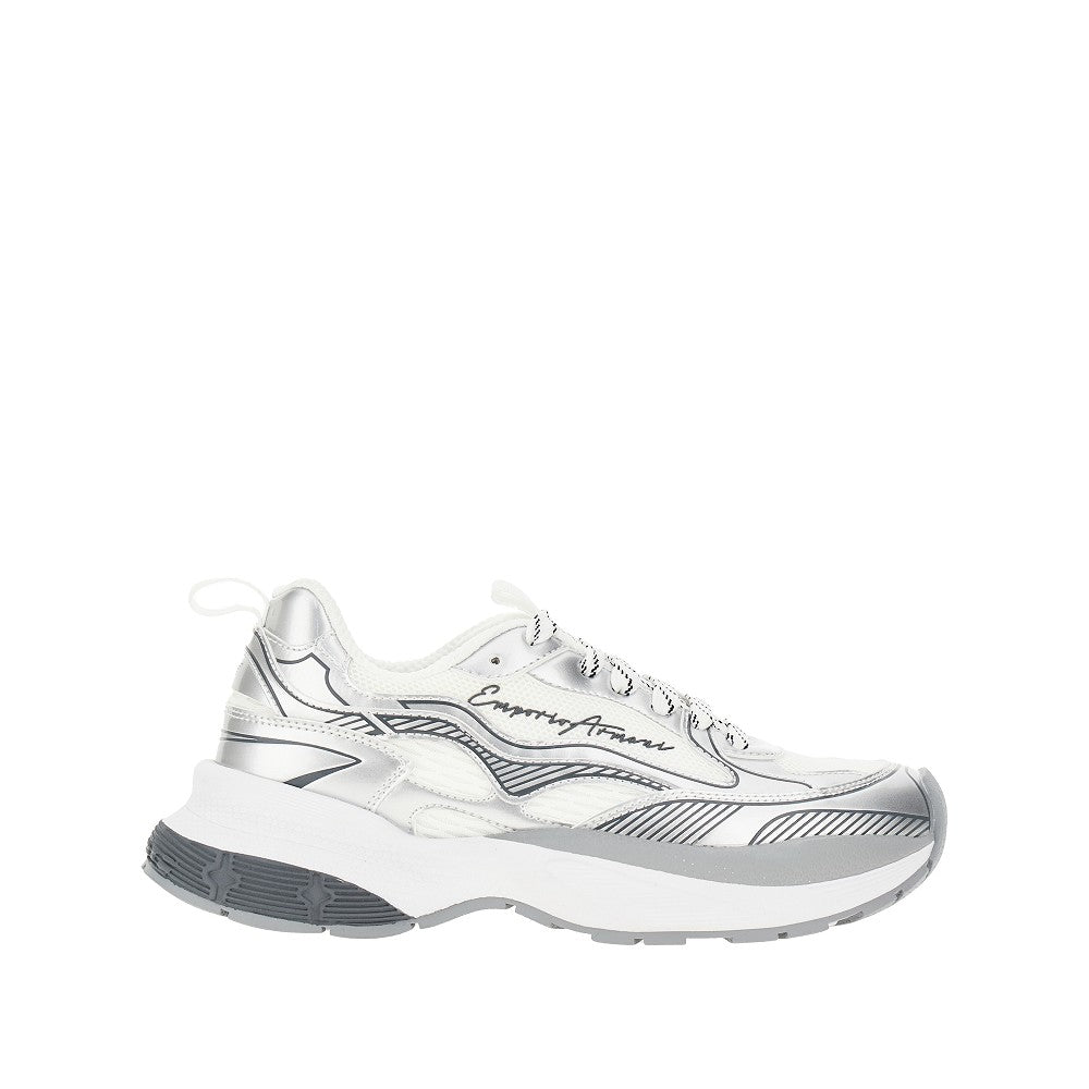 Mesh sneakers with metallized details