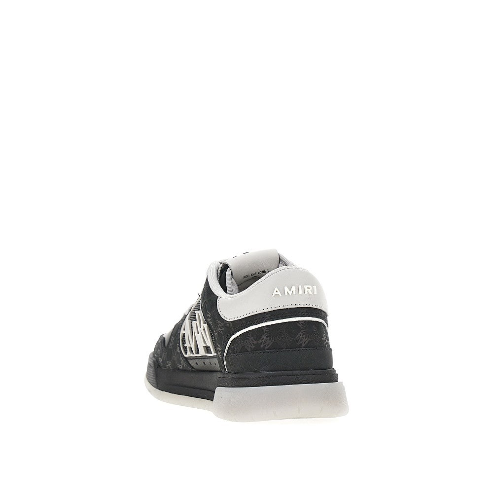 Sneakers Classic Low in pelle