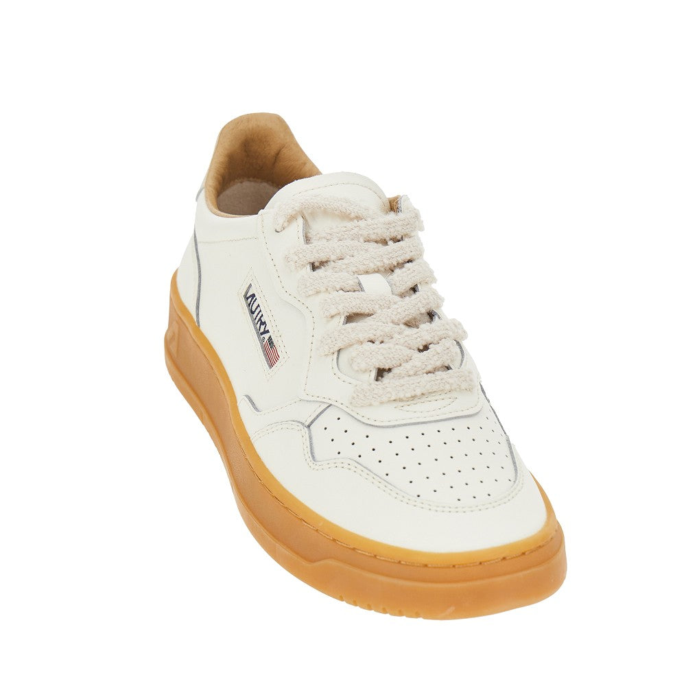 Medalist Low leather sneakers