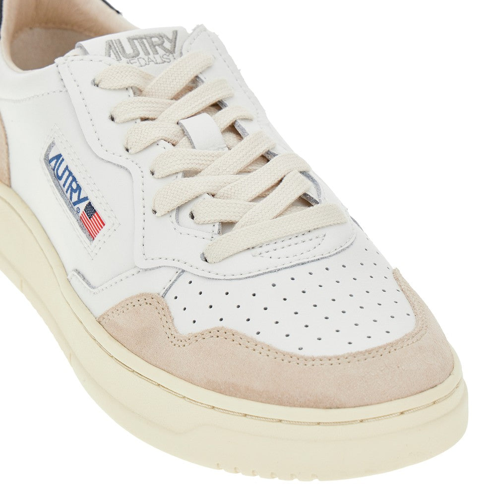 Medalist Low leather sneakers