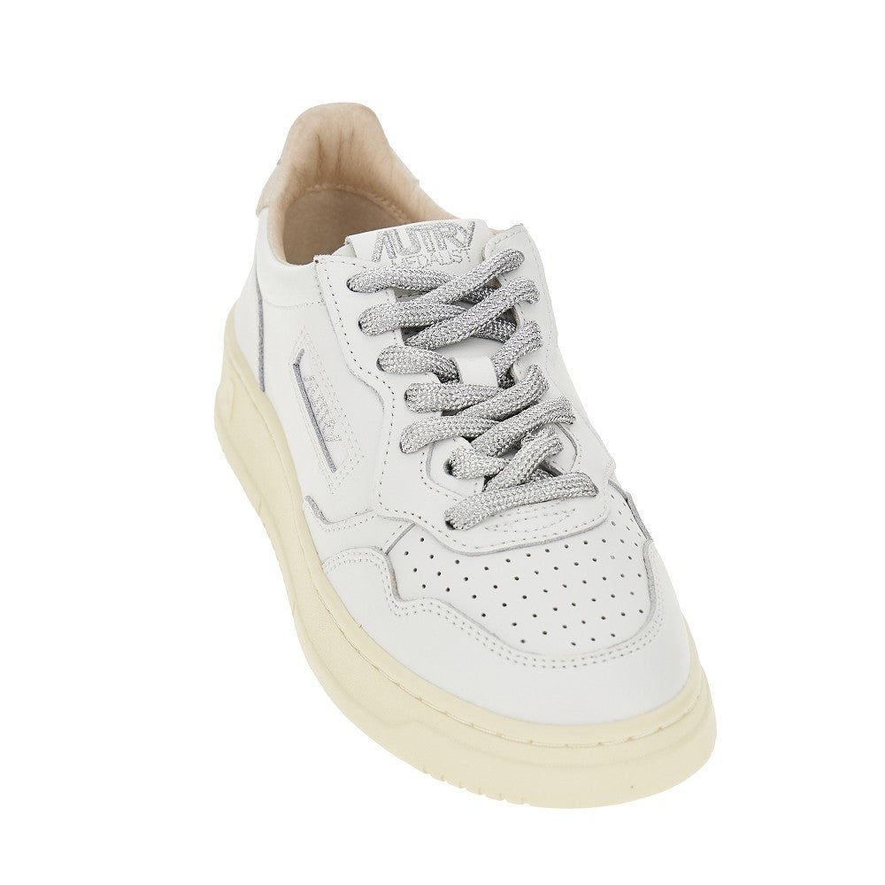 Medalist Low leather sneakers