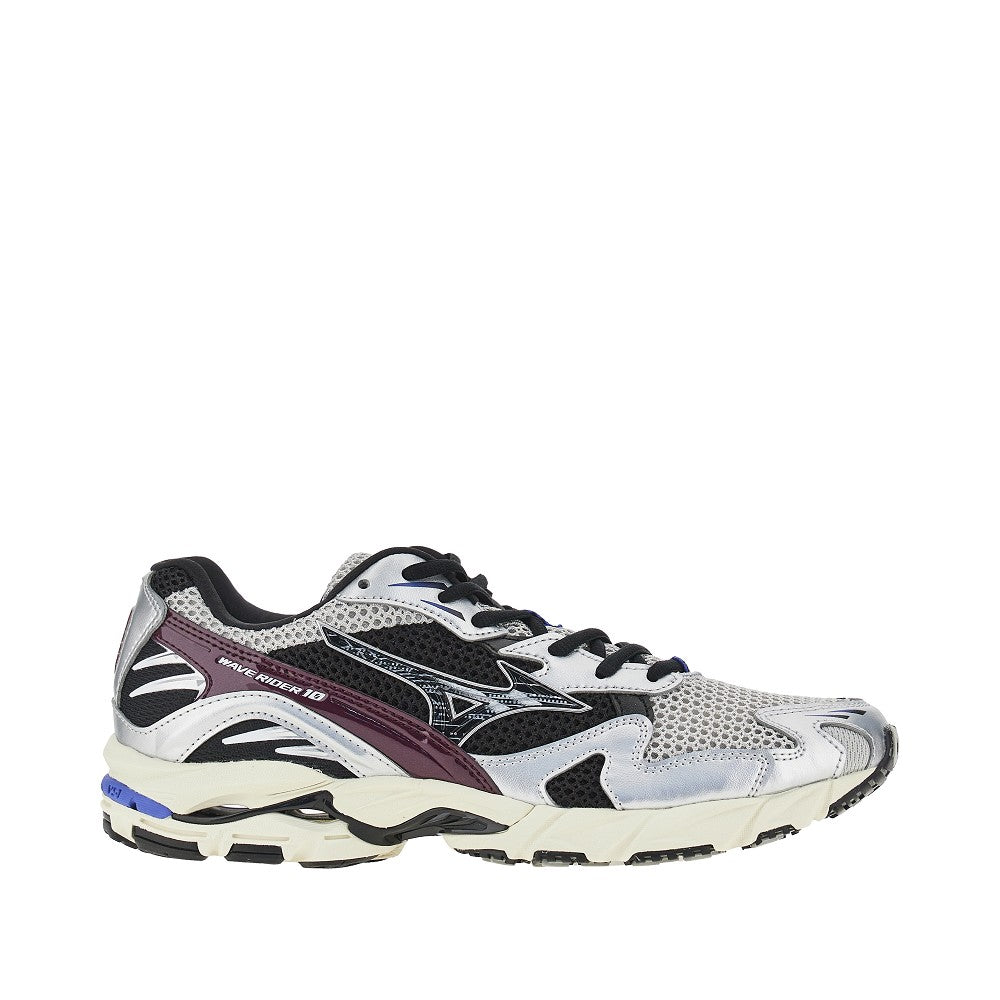 'Wave Rider 10' sneakers