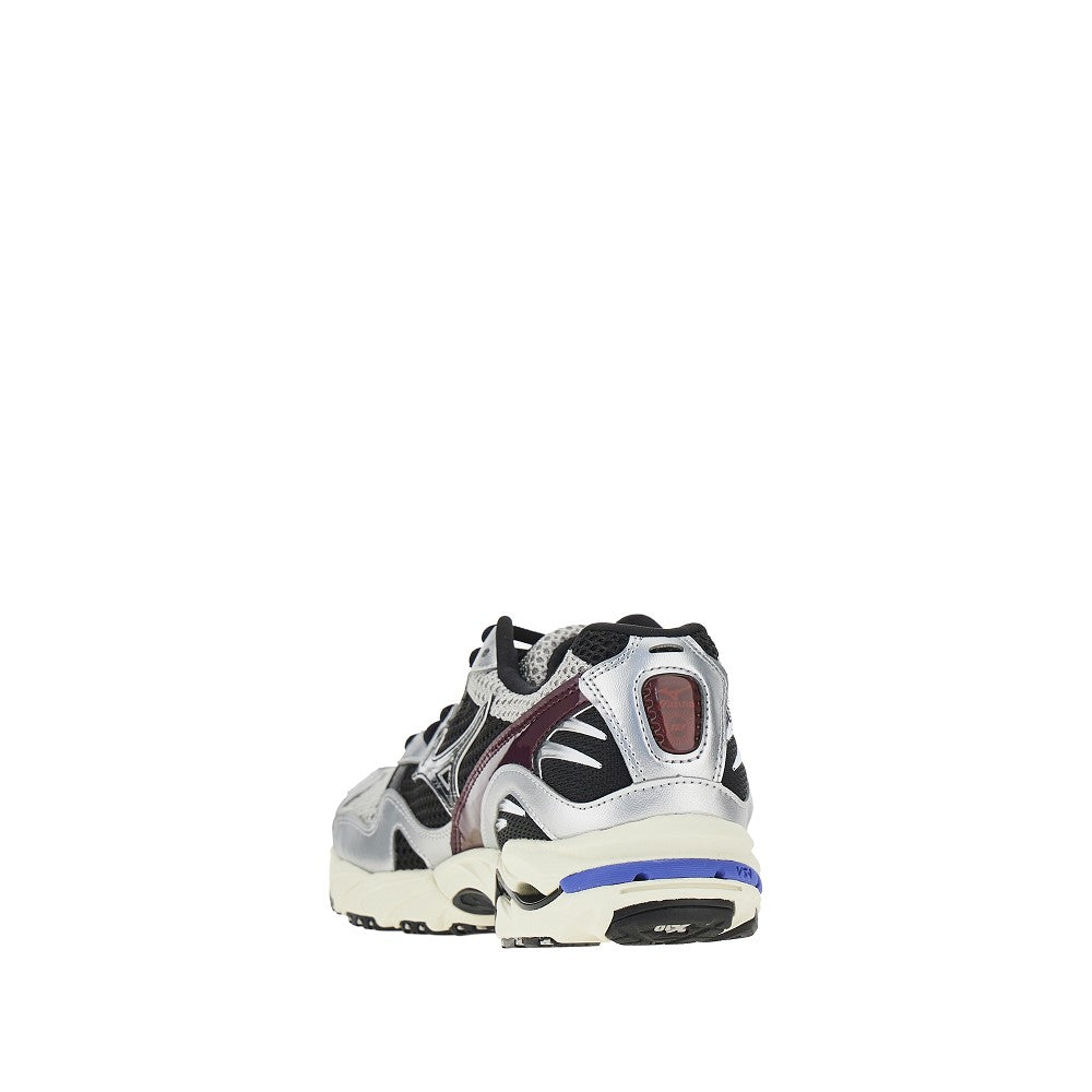 'Wave Rider 10' sneakers