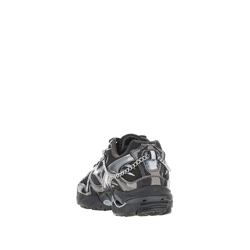 Wave Rider 10 sneakers
