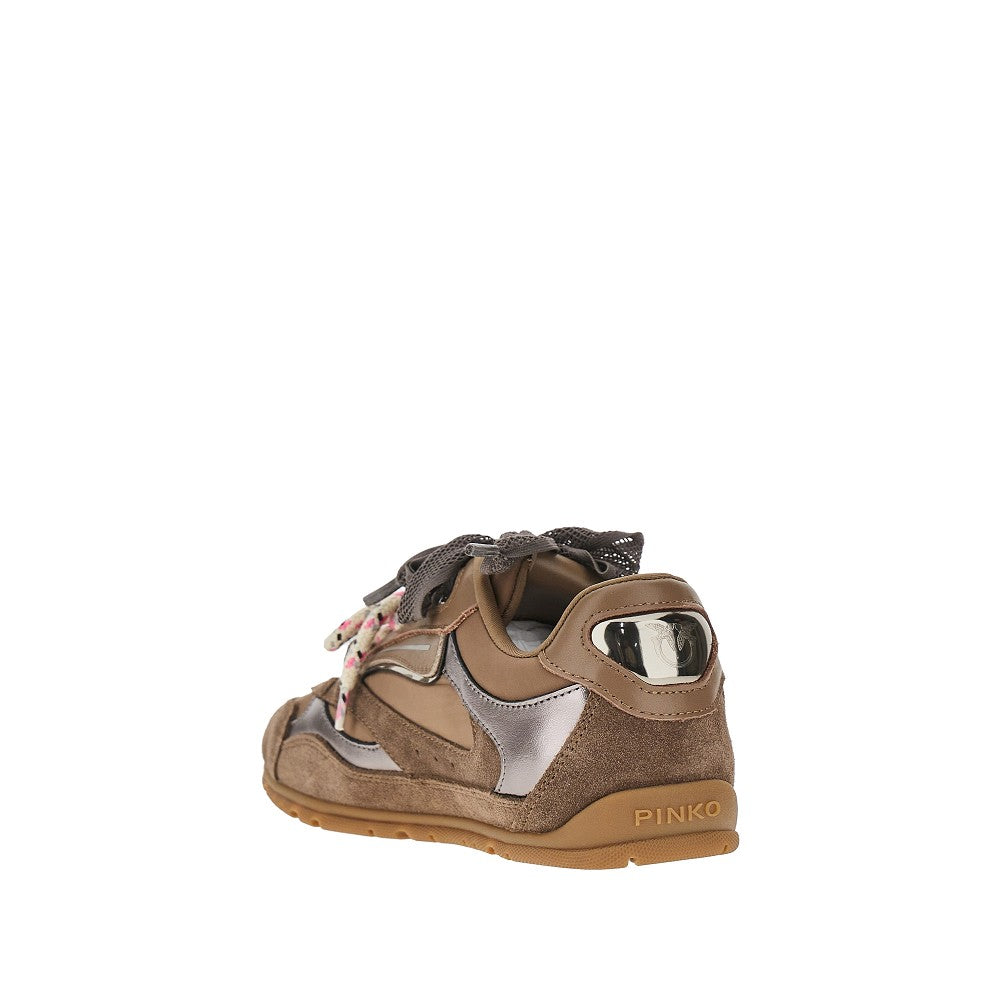 Sneakers in pelle scamosciata e nylon