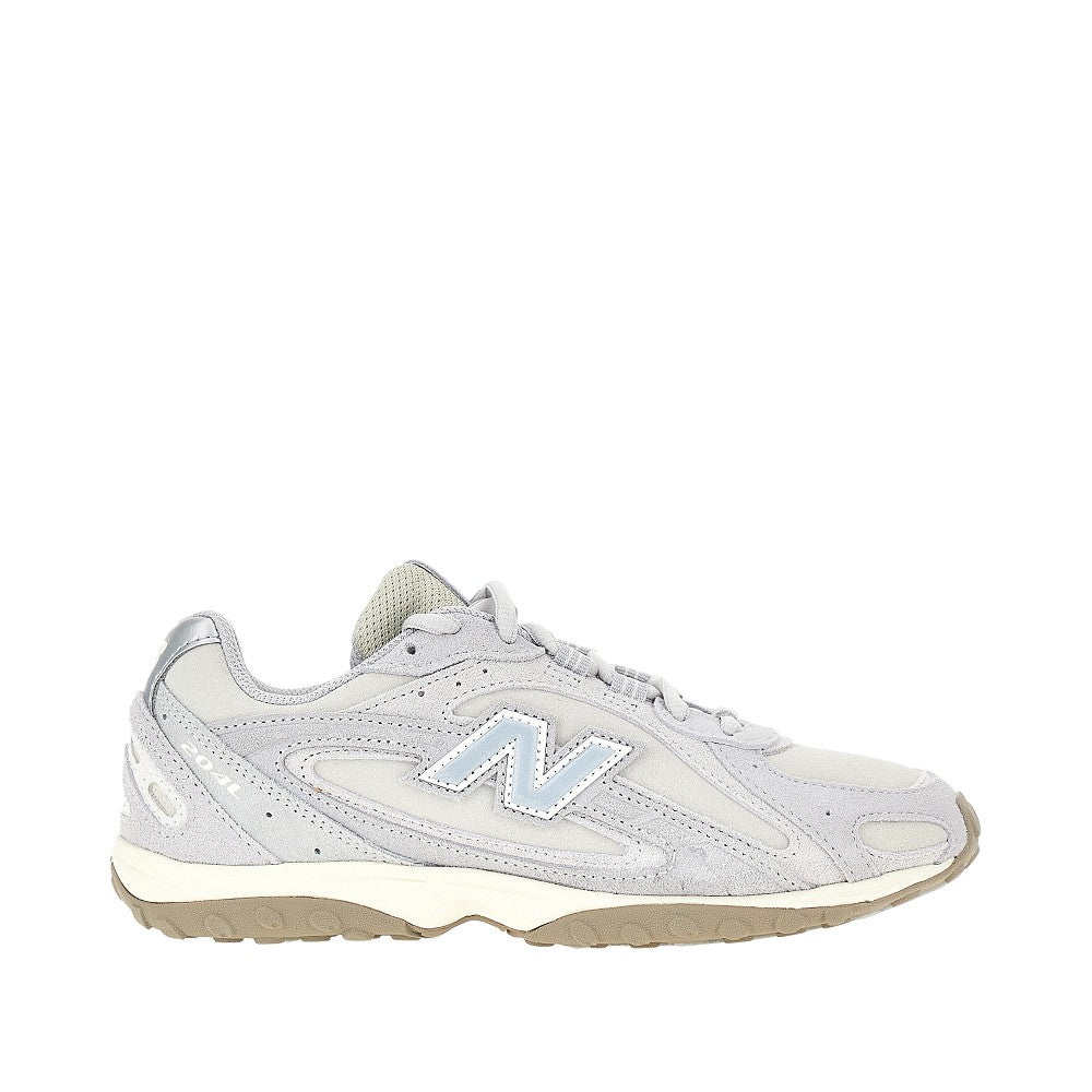 204L sneakers