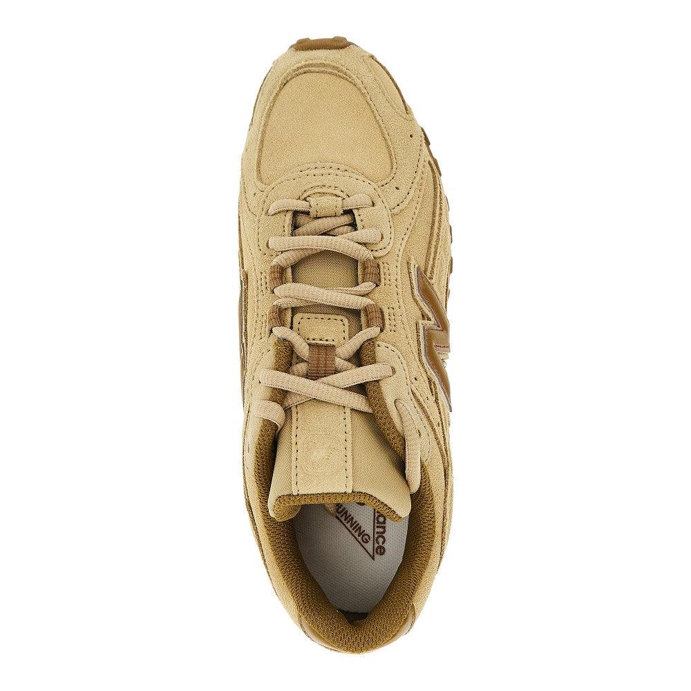 204L sneakers