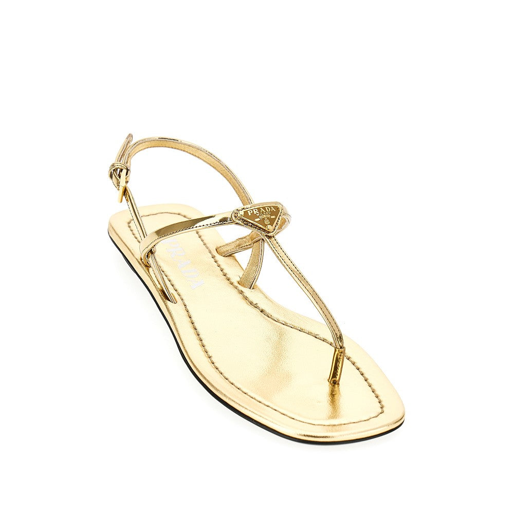 Metallized leather sandals
