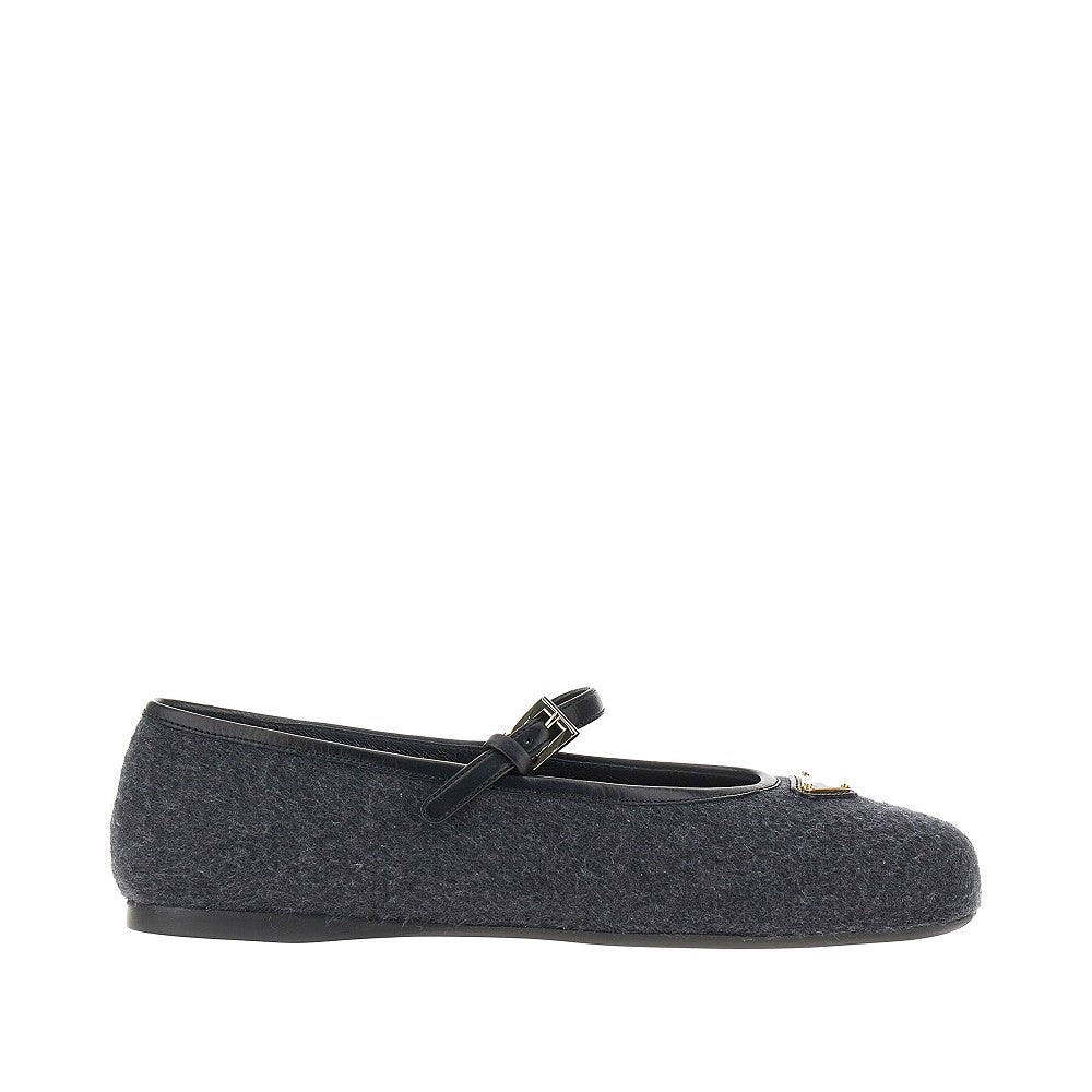 Ballerine in lana con logo triangolo