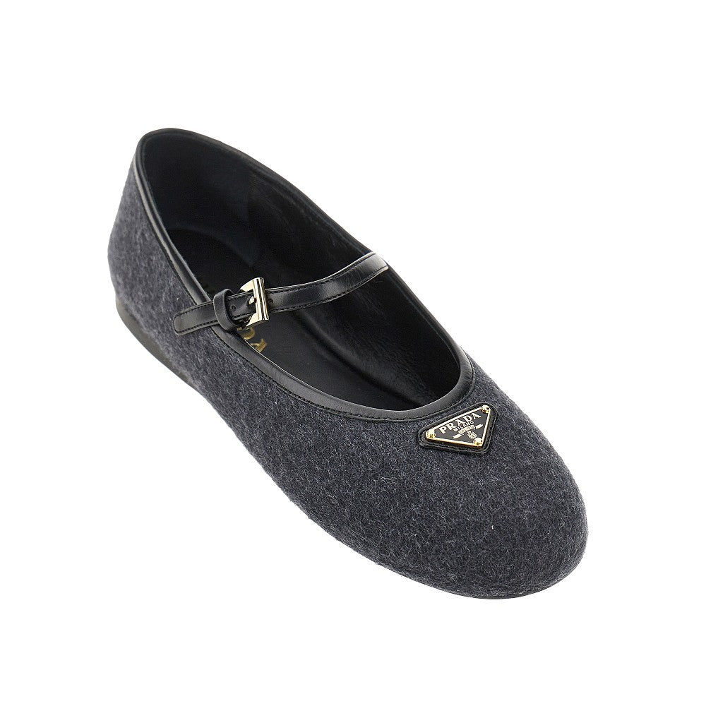 Ballerine in lana con logo triangolo