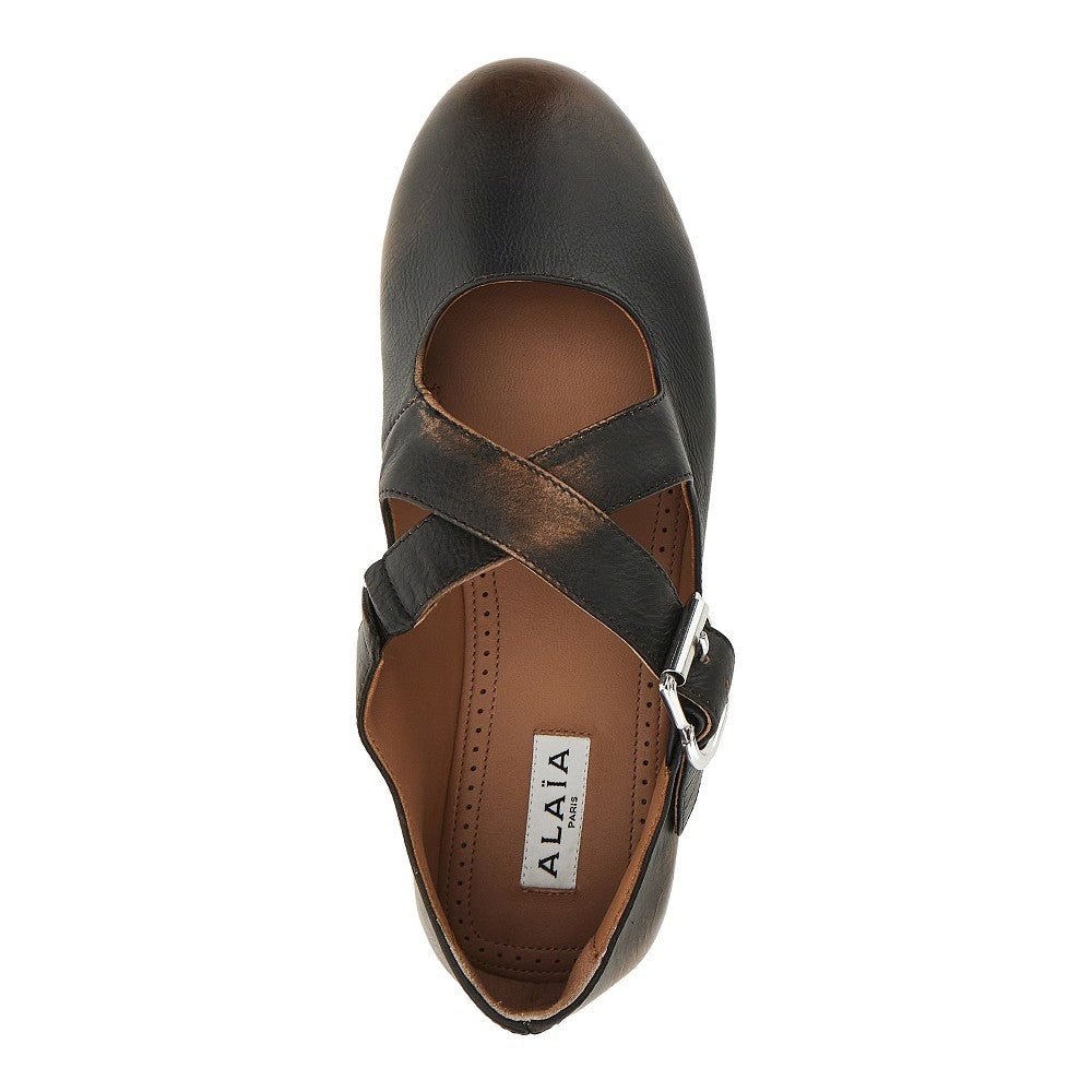 Old-finished leather criss-crossed ballerinas