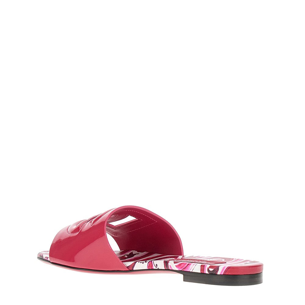 &#39;DG&#39; patent leather slides