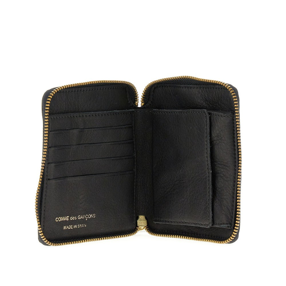 Zippered leather wallet
