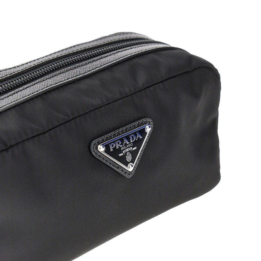 Pouch in Re-Nylon