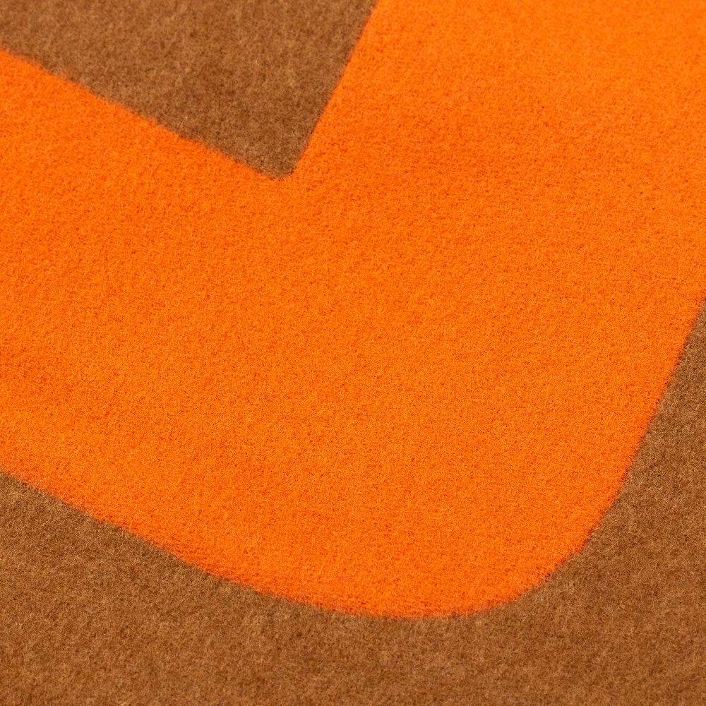 Coperta arancione con logo